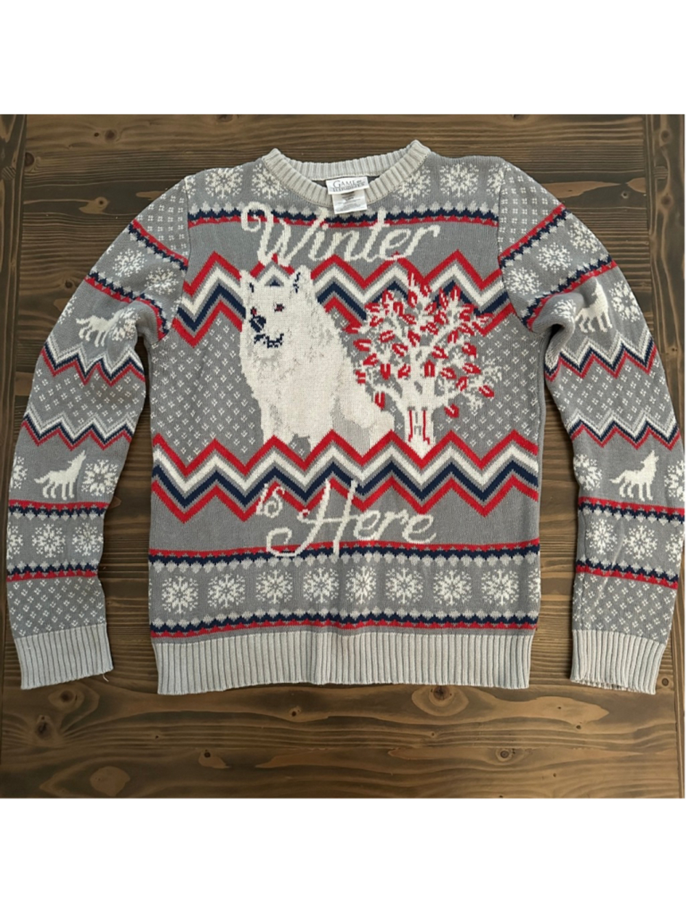 Men’s Game of Thrones Winter Is Here Direwolf Crewneck Sweater L